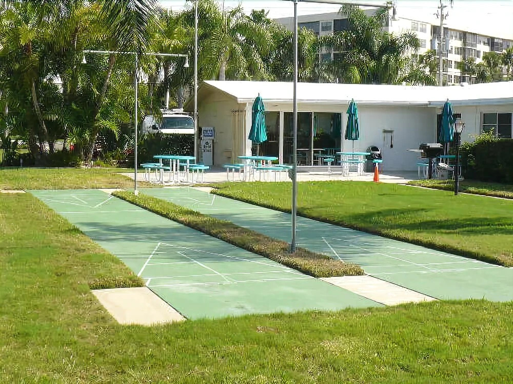 Jamaica Royale 101 - Two Bedroom Condo