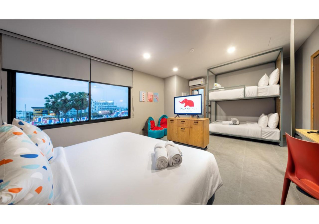 PLAAI Plus Hotel Rayong โรงแรมพลาย พลัส ระยอง
