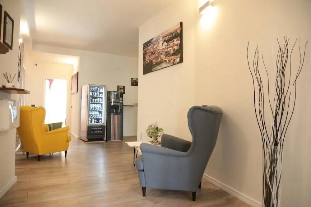 Aurelia Rooms