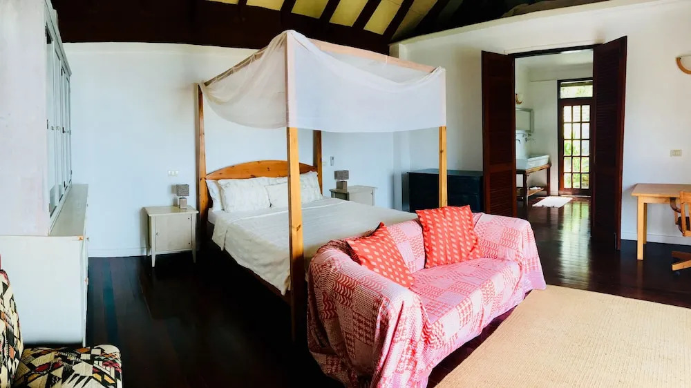 Blue Dream Antigua B&B