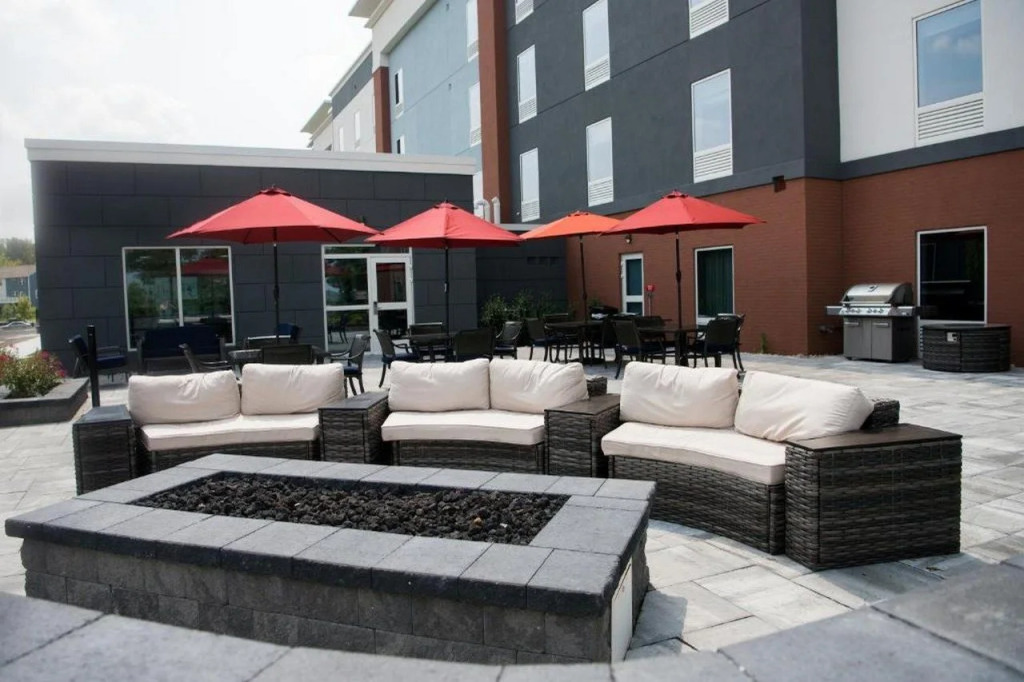Hampton Inn & Suites Warrington Horsham