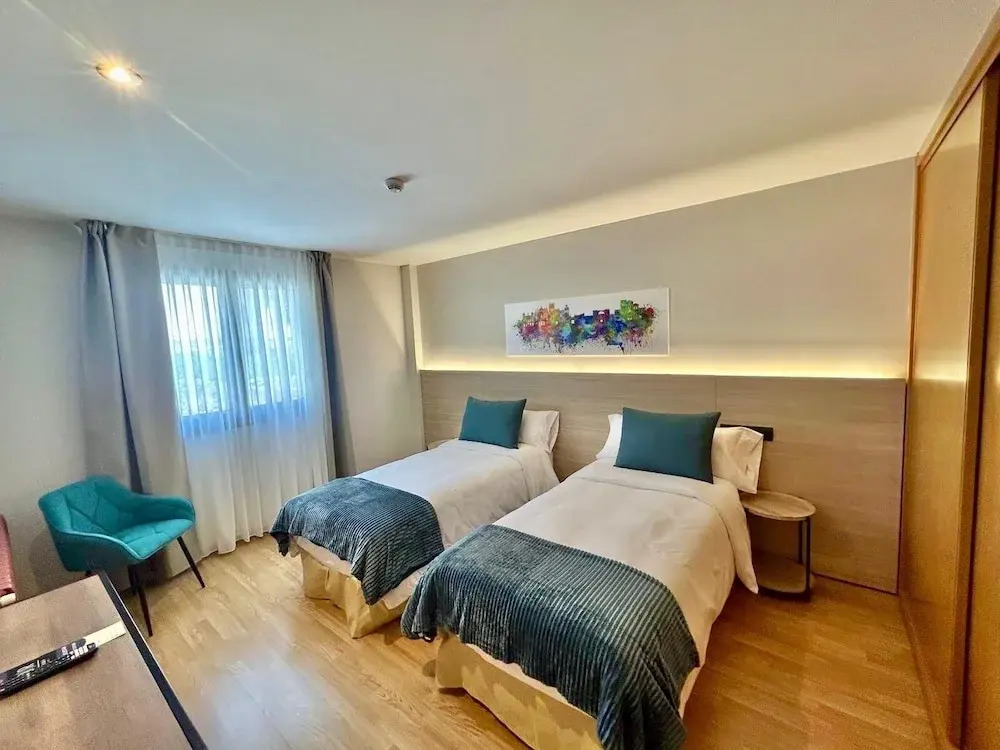 Hotel Ávila Diró