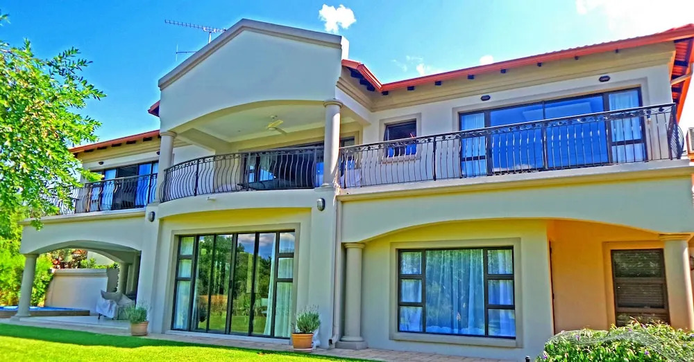 Jeanette's Villa at Westlake