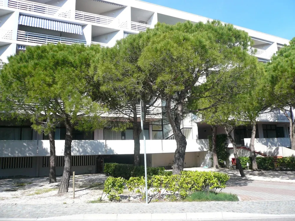 Nice Studio Apartment for 4 People in a Quiet Residential Complex by Beahost