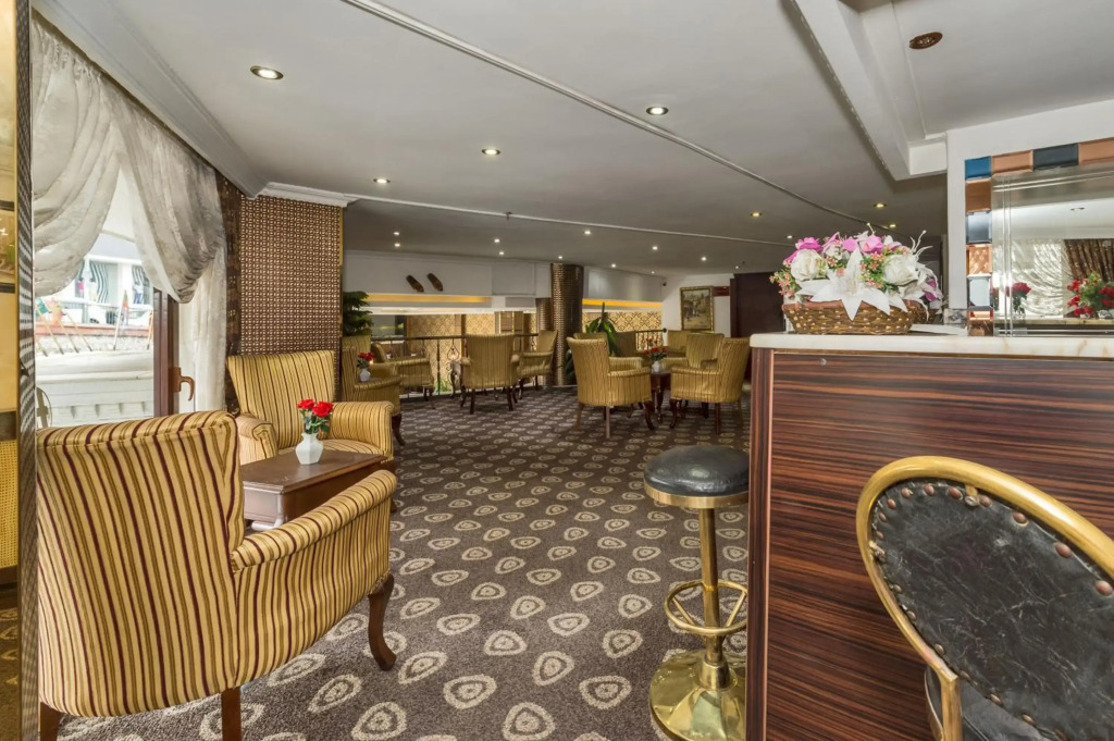 Kuran Hotel International