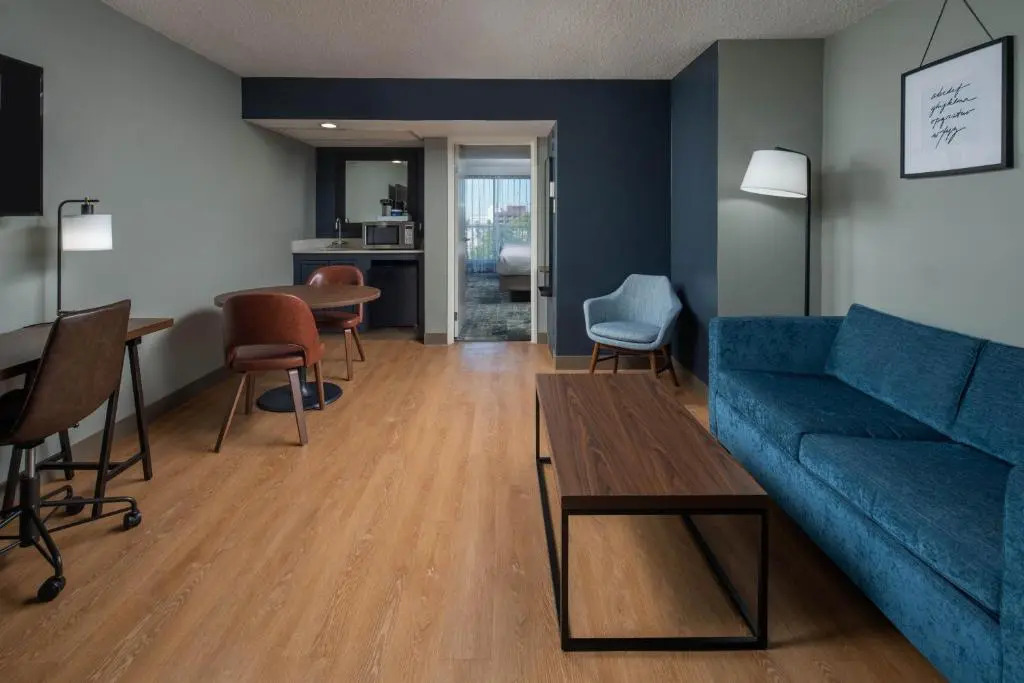 Four Points by Sheraton Suites Tampa Airport Westshore