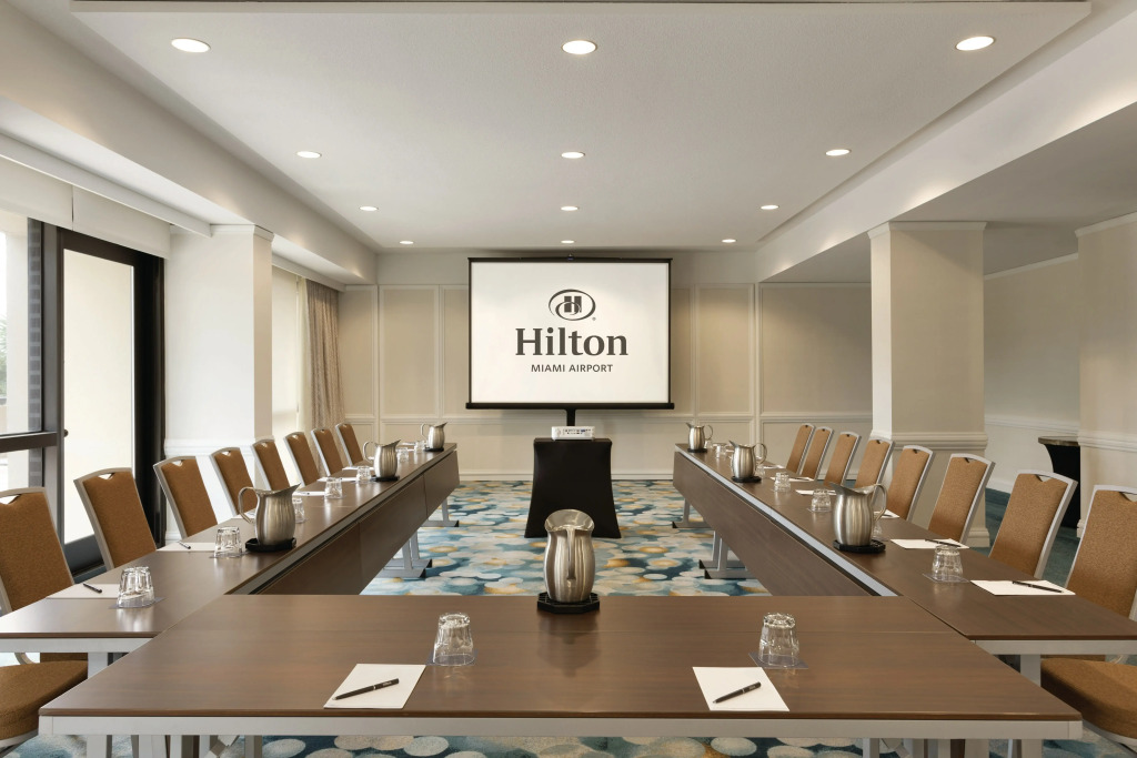 Hilton Miami Airport Blue Lagoon