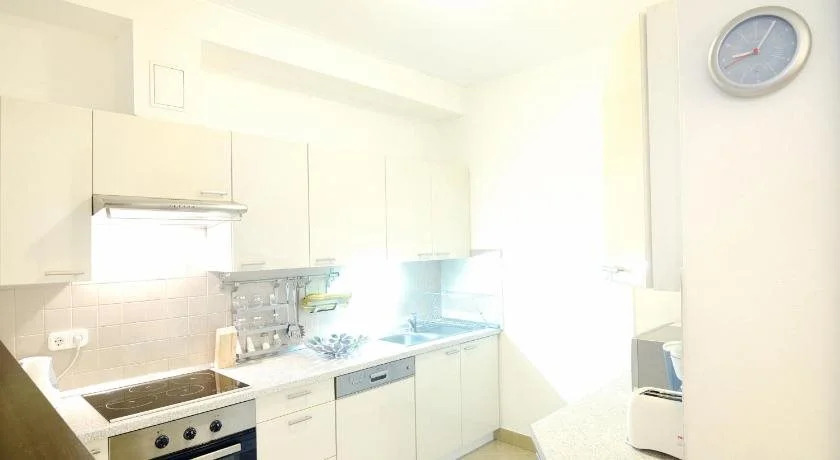 Leda Apartments