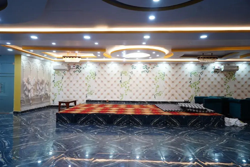 Kaushiki Garden
