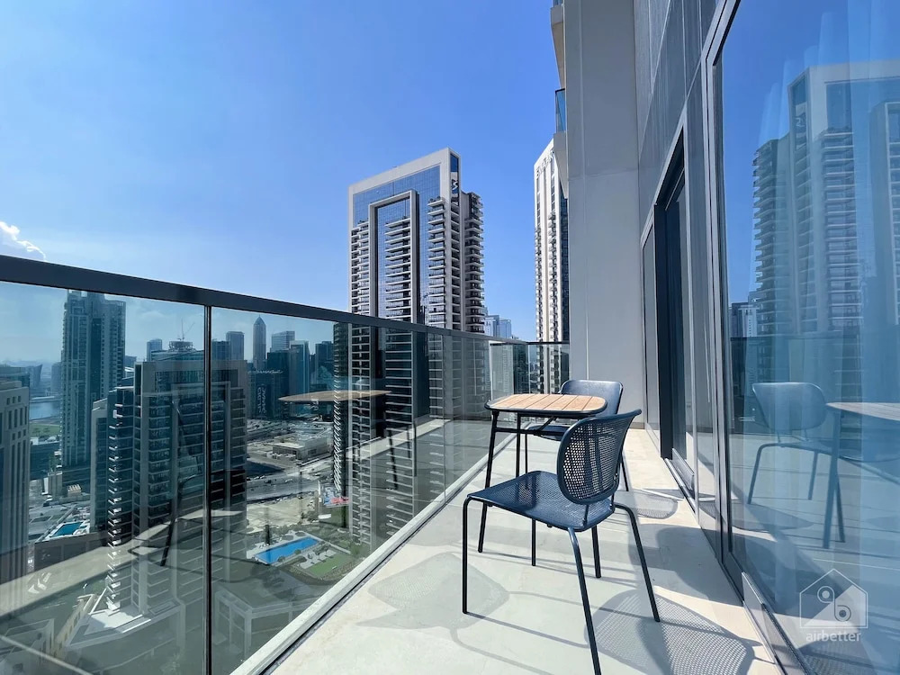 Stunning Apt with Breathtaking Views Downtown