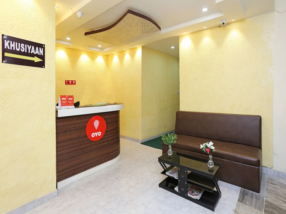 OYO 11559 Lakshay Residency