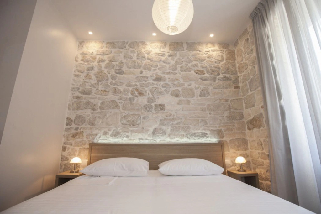 Tifani Luxury Rooms 2