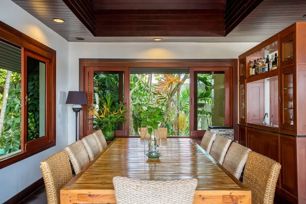 Villa Baan Hen 5 Bedroom Kata Beach