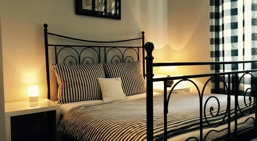 Hostel Subtella