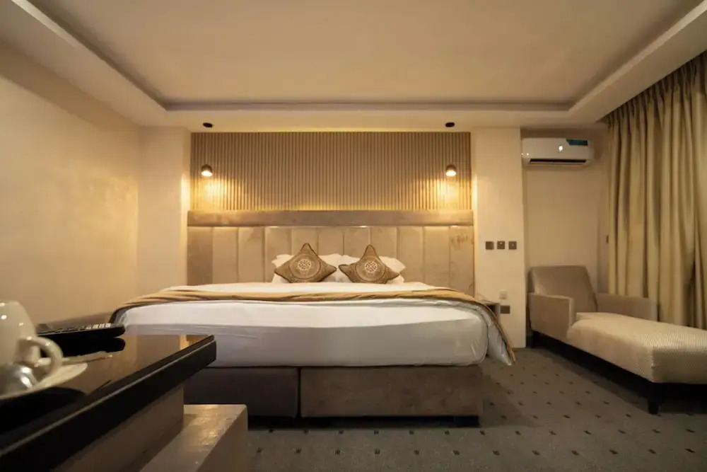 Vynedresa Hotel