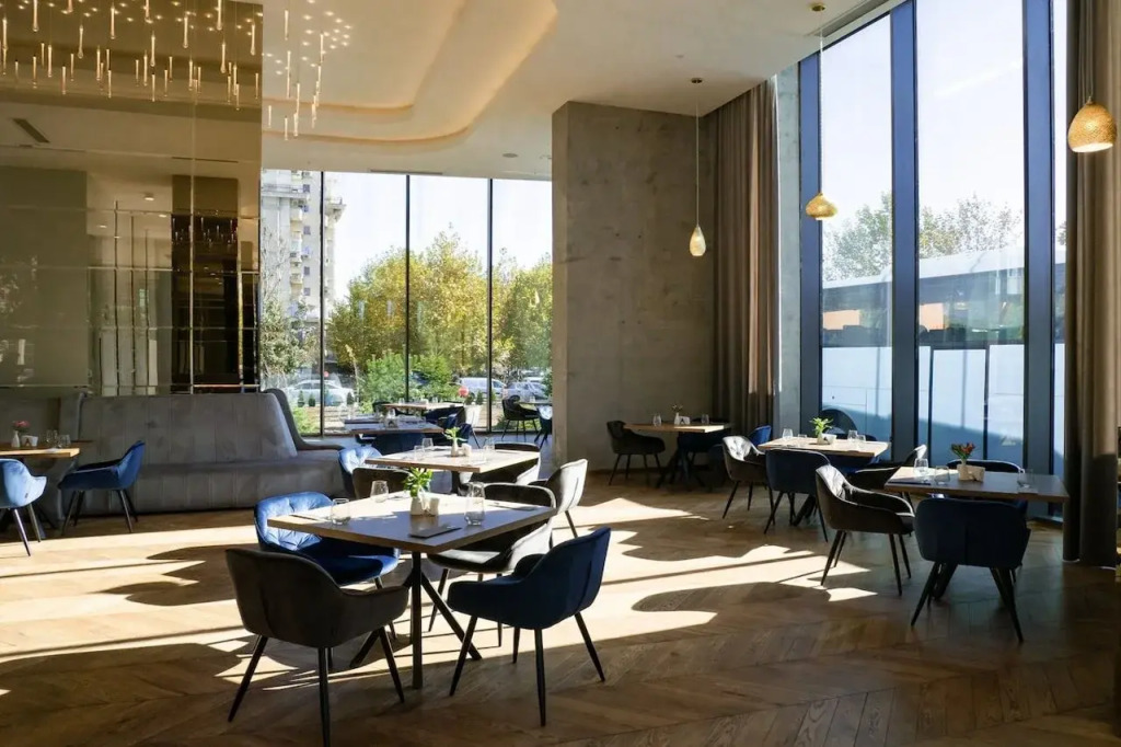 Union Plaza Hotel