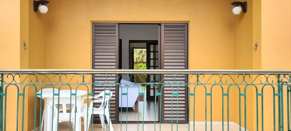 Pousada Casa Amarela