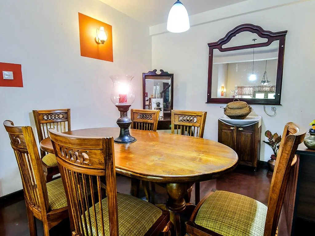 Thotupola Residence