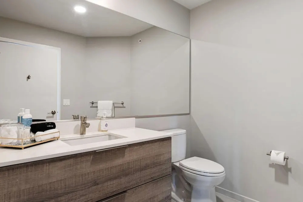 Gold Coast Group Stay 2 Modern 2BR Apartments