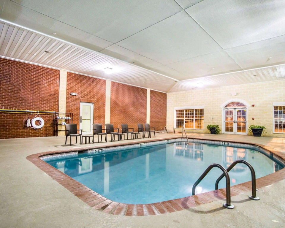 Comfort Suites Sumter near Shaw AFB