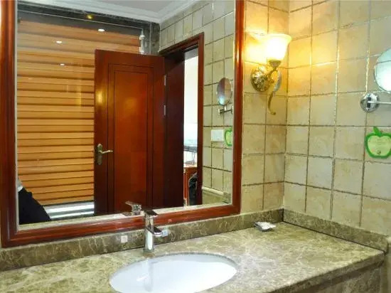 Yinan Hotel (Zhisheng Hot Spring Resort No.2 Building)