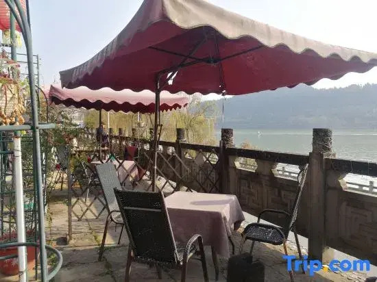 Zhengjia Hostel