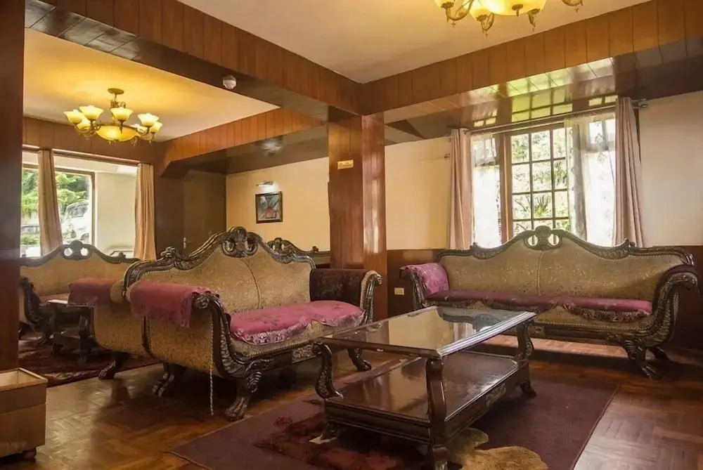 Hotel De Villa