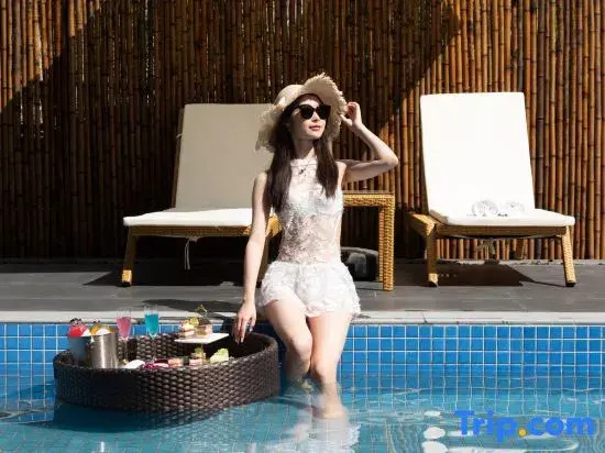 Qinman Resort & Hot Spring (South Gate Location, Huangshan Scenic Area)