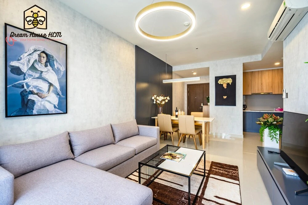Dream House Apartment