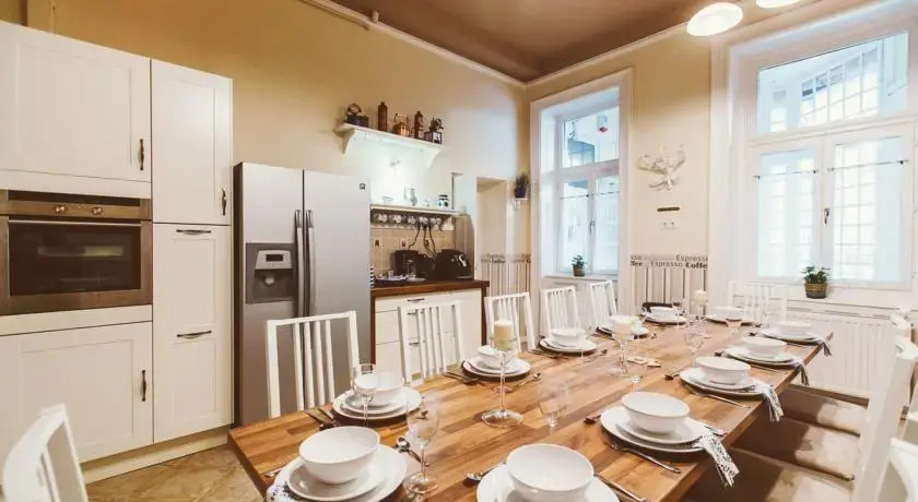 Dream Homes Large Apartment Danube