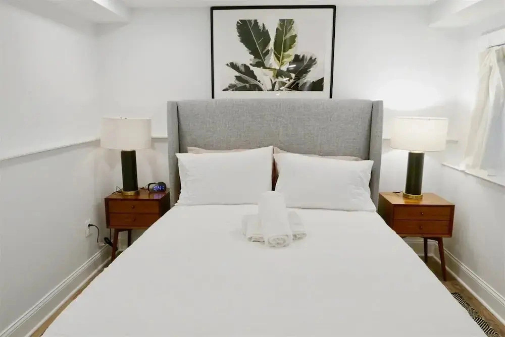 DCs Doorstep - Family Friendly 2 bed Cap Hill Apt