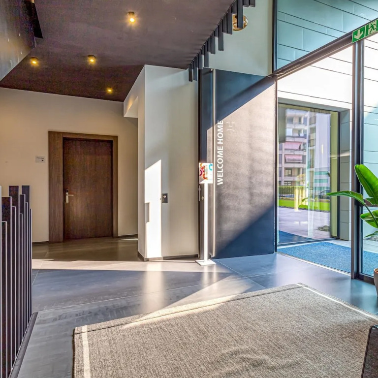 Icon H 307 Suite Micro-living