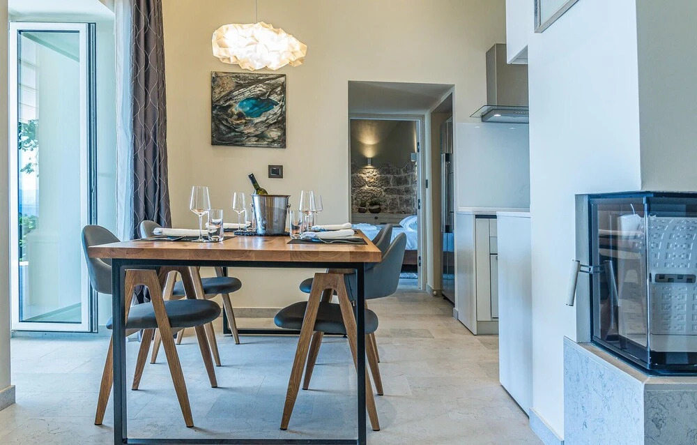 Amazing Apartment in Opatija With Wifi and 2 Bedrooms