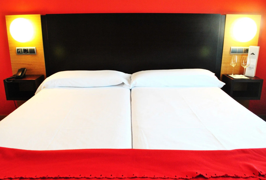 Hotel Marítimo Ris con garaje
