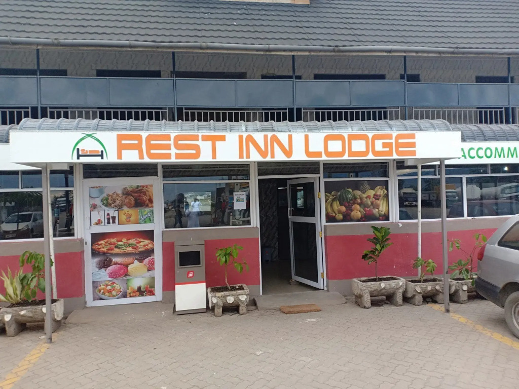 Rest-Inn Lodge