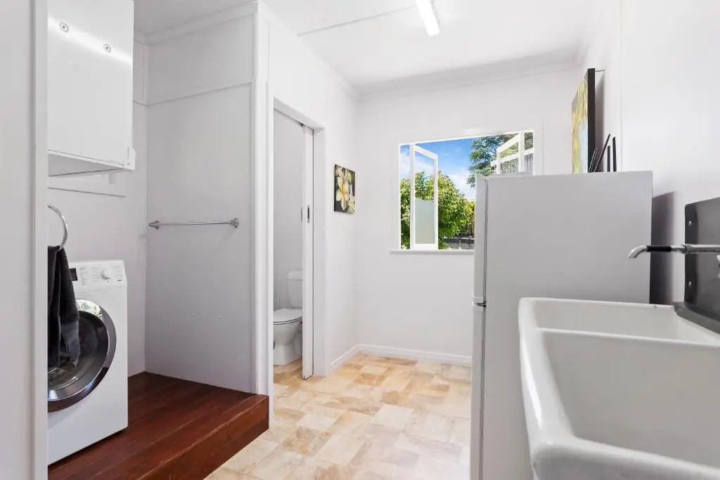 Artists Cottage - Cosy Home in Quiet Leafy Street