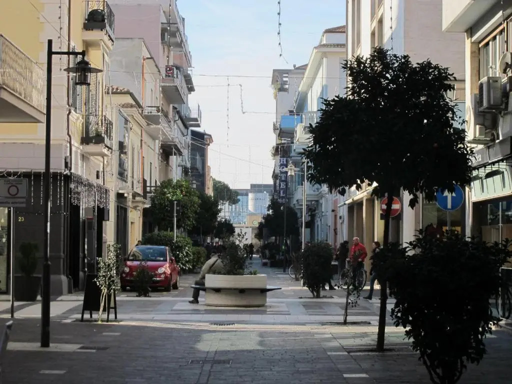 Civico 96