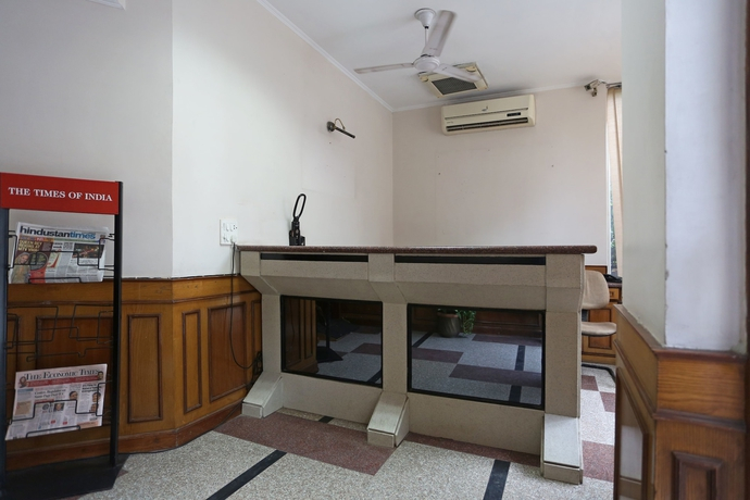 OYO Flagship 632 Kalkaji Mandir