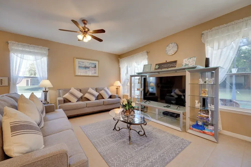 Private Pool + Game Room near Disney & Parks