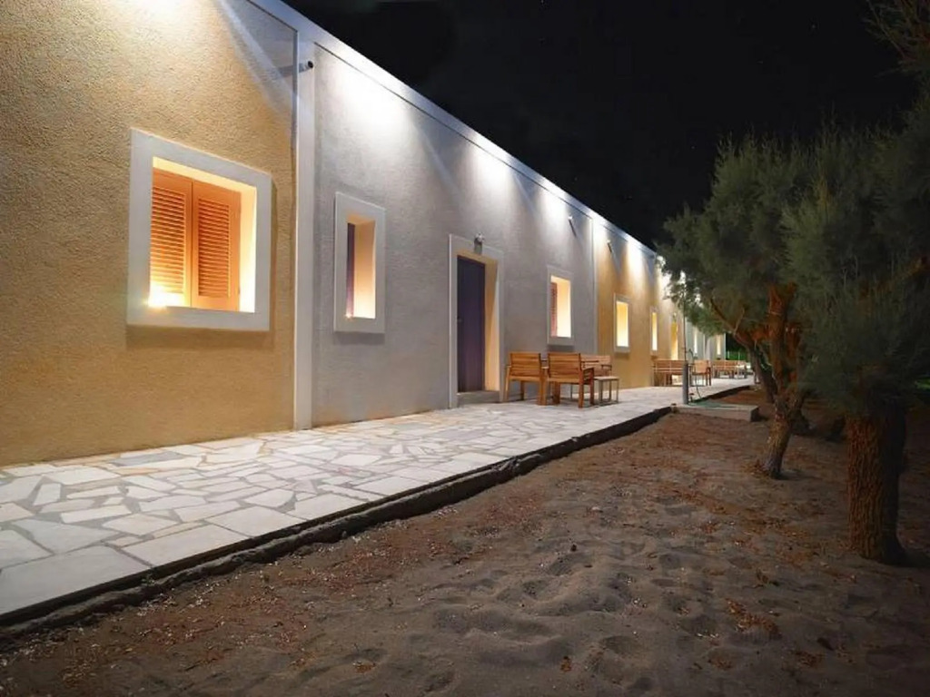 Beachfront Apartments in Ierapetra Ferma Apothikes