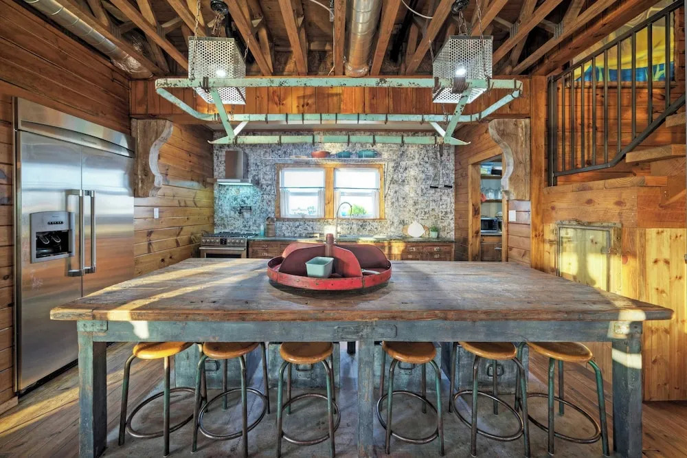 Fish Camp Buyout by Avantstay Unique 6bdr Escape, Private Pool + Views!
