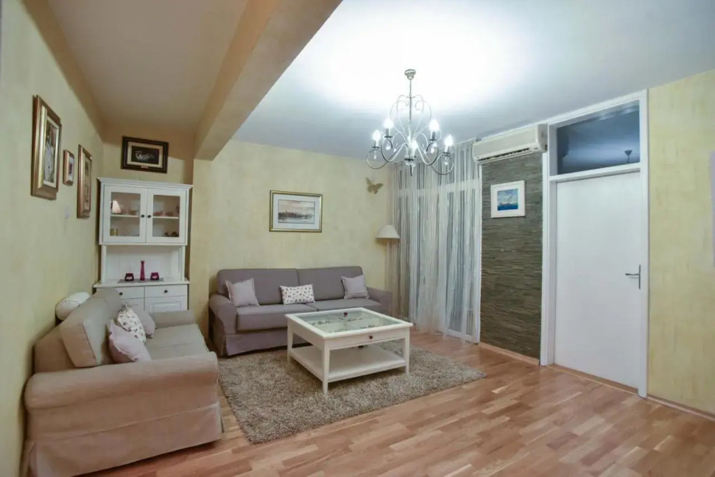 Apartment Center Bubi