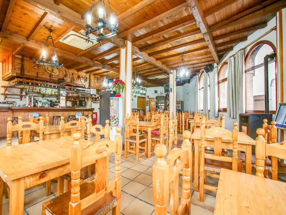 HOSTAL LA POSADA