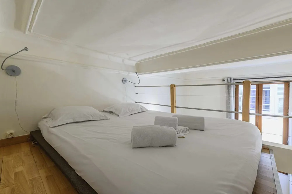 1 room apartment - Design and modern near the sea