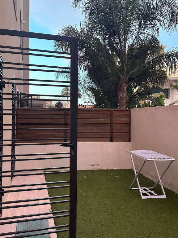 Charming 1-bedroom Apartment in Marsa, Tunisia