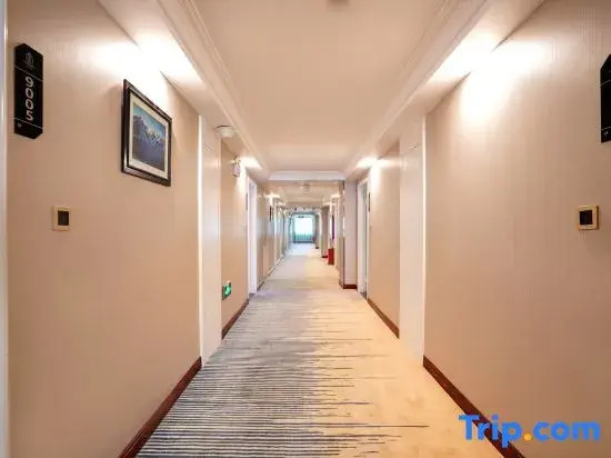 Marjan Hotel (International Grand Bazaar & People's Hospital Branch)