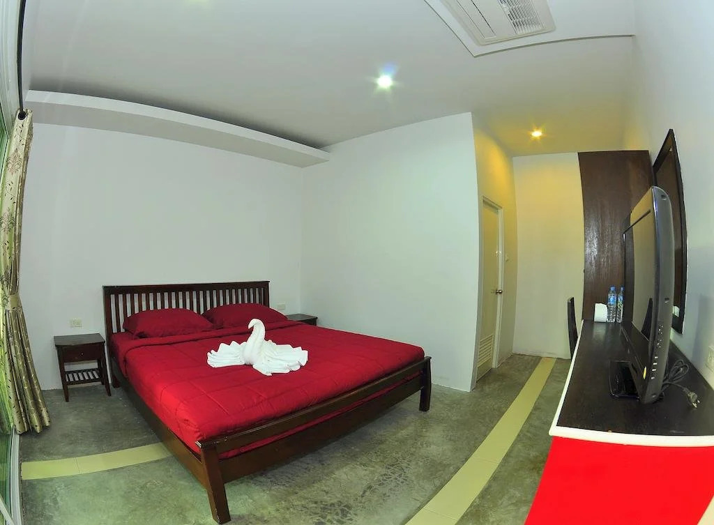 Phi Phi Mountain View Resort