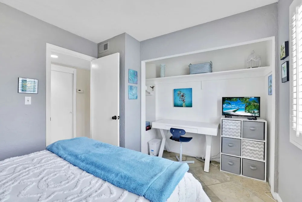 Relaxing Palm Springs Condo With Pool Access