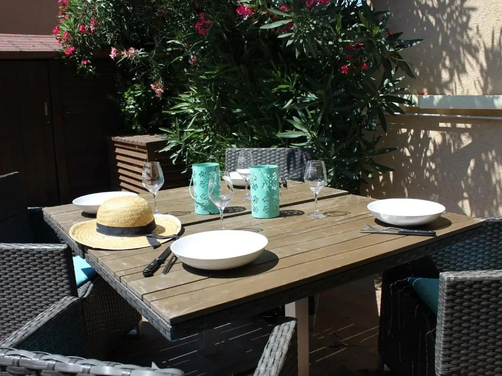 Maison avec terrasse, piscine, clim et parking - Gruissan - FR-1-229-779