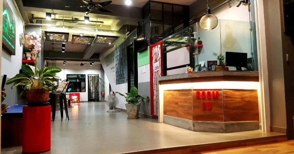 Room 2 U Hostel & Guesthouse